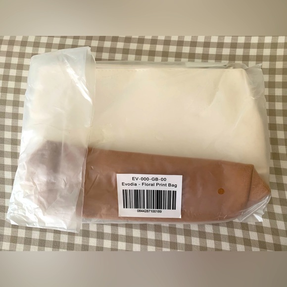 Evodia Canvas Floral Print Bag - Picture 4 of 4